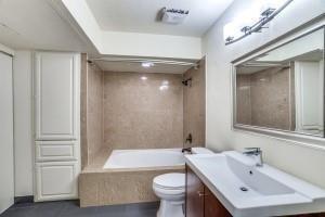 Building Photo - 4242 N Capistrano Dr