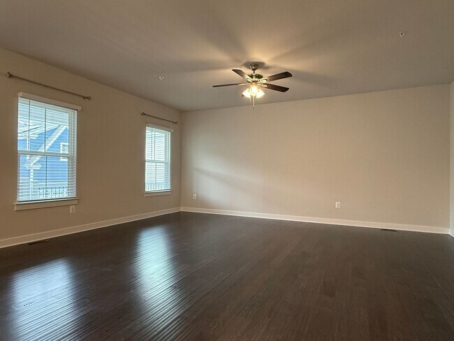 Building Photo - Stunning Greenleigh Home with 4 Bedrooms, 4.5 Baths & Designer Kitchen