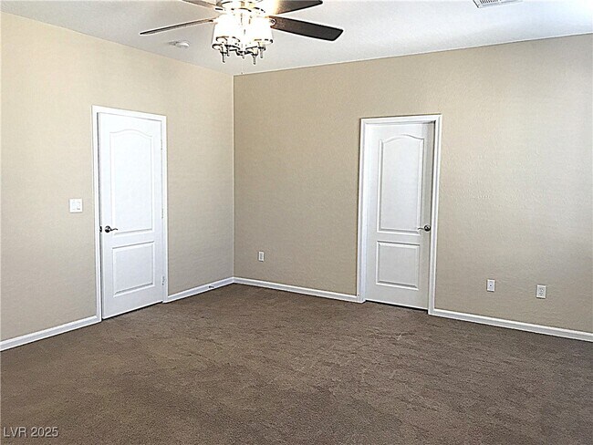 Building Photo - 183 Rolling Fields Ct