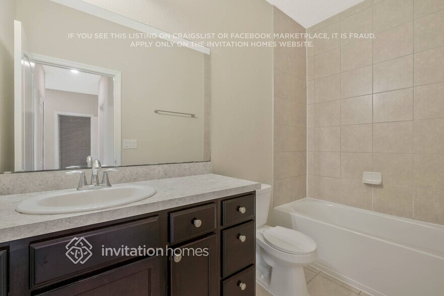 Building Photo - 240 Stone Arbor Ln