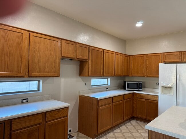 Building Photo - 4234 E Shannon St