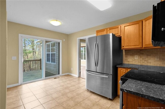 Building Photo - 75 Countess Ct