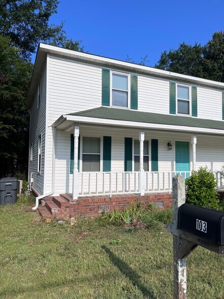 Building Photo - 103 Murdock Ln