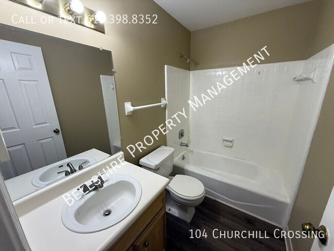 Building Photo - 104 Churchill Xing