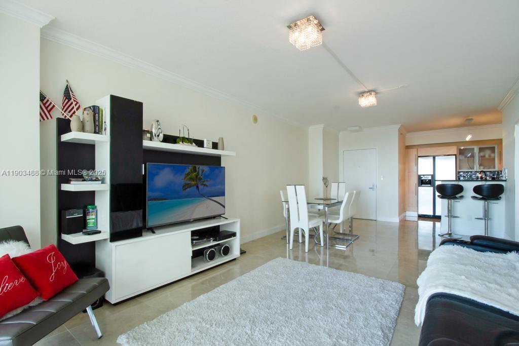 Building Photo - 325 S Biscayne Blvd