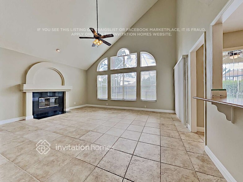 Building Photo - 8709 Hidden Green Ln