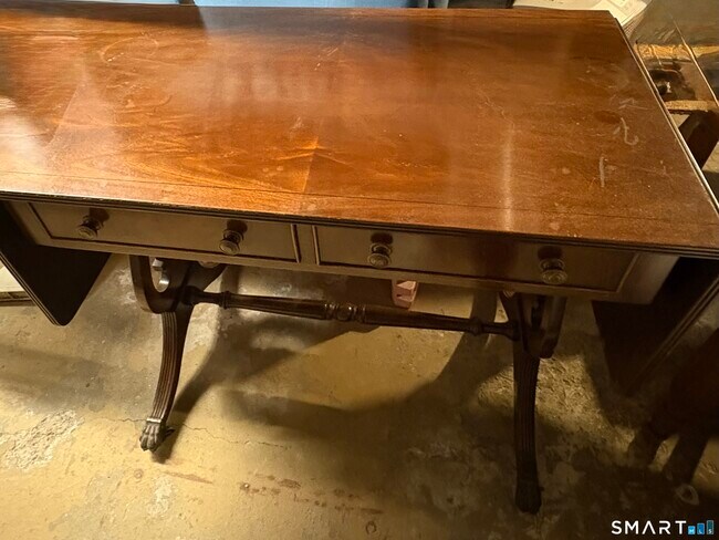 Building Photo - 419 Heritage Vlg