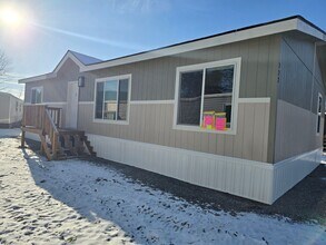 Building Photo - New 3 bdrm 2 bath Manufactured home in Hayden, ID for Rent