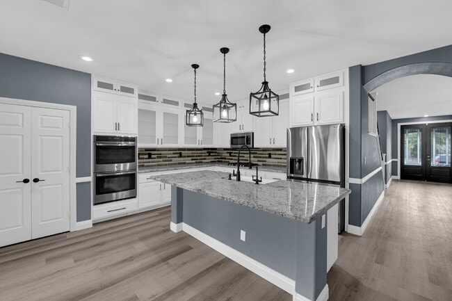 Building Photo - 4319 N Thunder Twice St