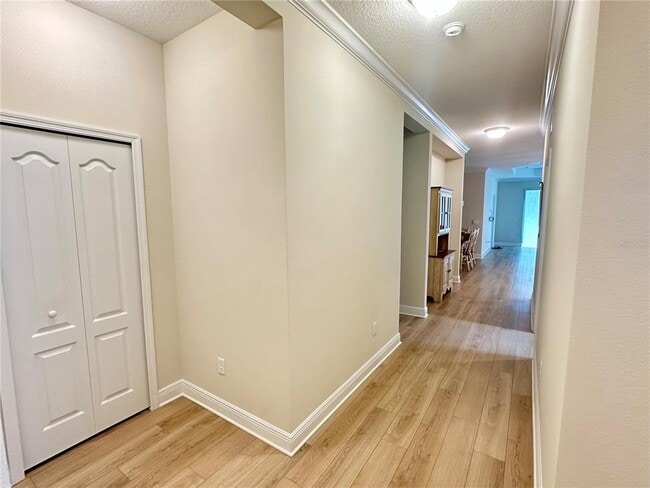 Building Photo - 2633 Star Apple Wy