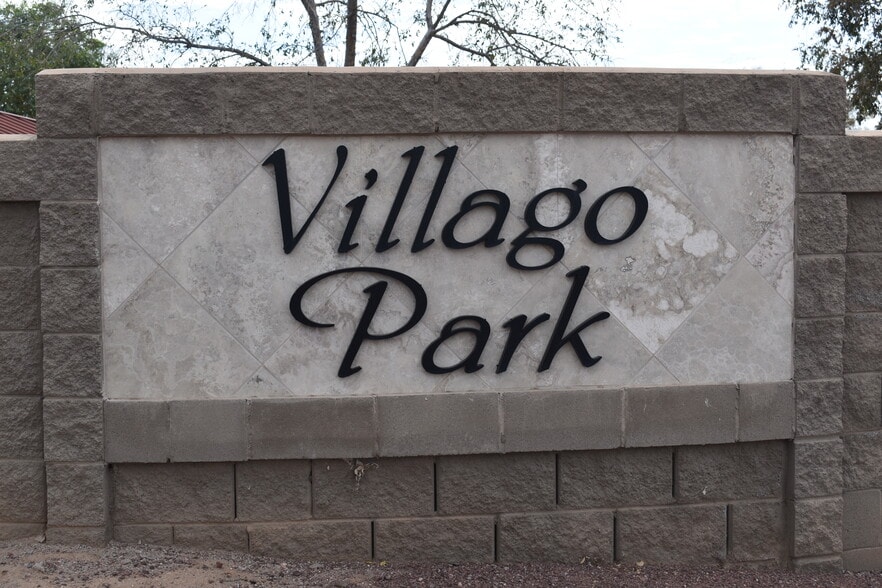 Community Park - 260 E Hawaii Dr