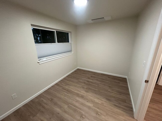 Building Photo - New build Beautiful 3bd, 2bath House in North Tacoma!