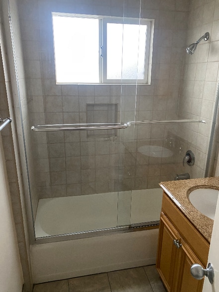 Building Photo - 5369 Inglewood Blvd