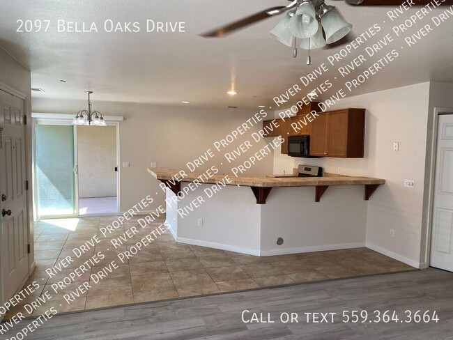 Primary Photo - Three Bedroom Condo in Tulare