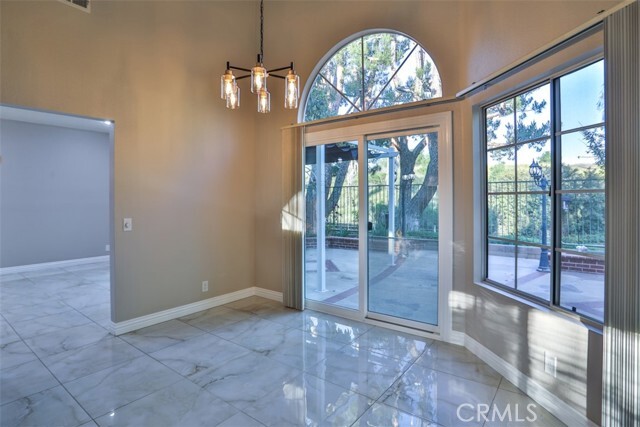 Building Photo - 176 Cll Renata