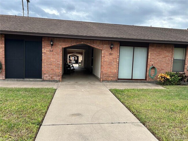 Building Photo - 1500 Evergreen Ave