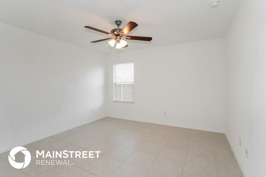 Building Photo - 5720 Rockrose Ln