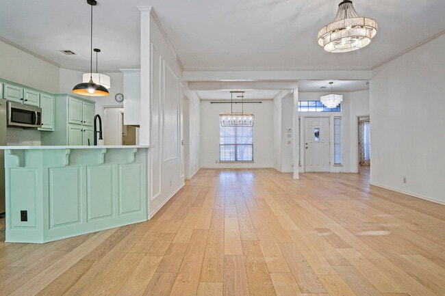 Building Photo - 2708 NW 170th Terrace