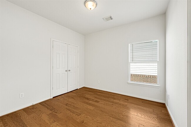 Building Photo - 74 E Arbor Camp Cir