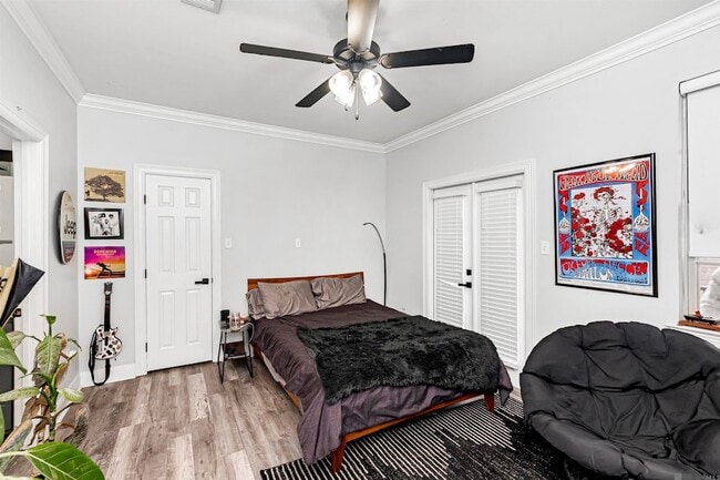 Building Photo - 10600 Lakes Blvd