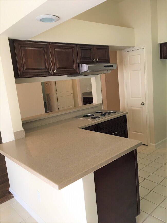 Building Photo - 3318 Kempwood Dr