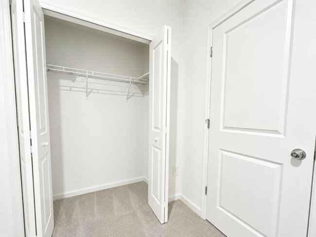 Building Photo - 4713 SW 83rd Lp