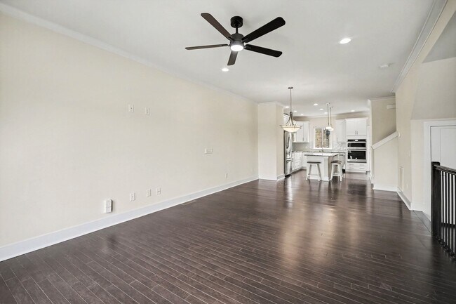 Building Photo - 2712 Grand Union Way