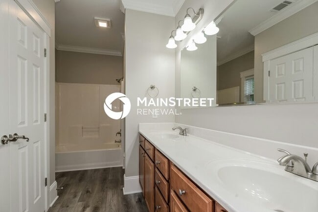Building Photo - 3 Bedroom Pet-Friendly Home in CHARLOTTE, ...