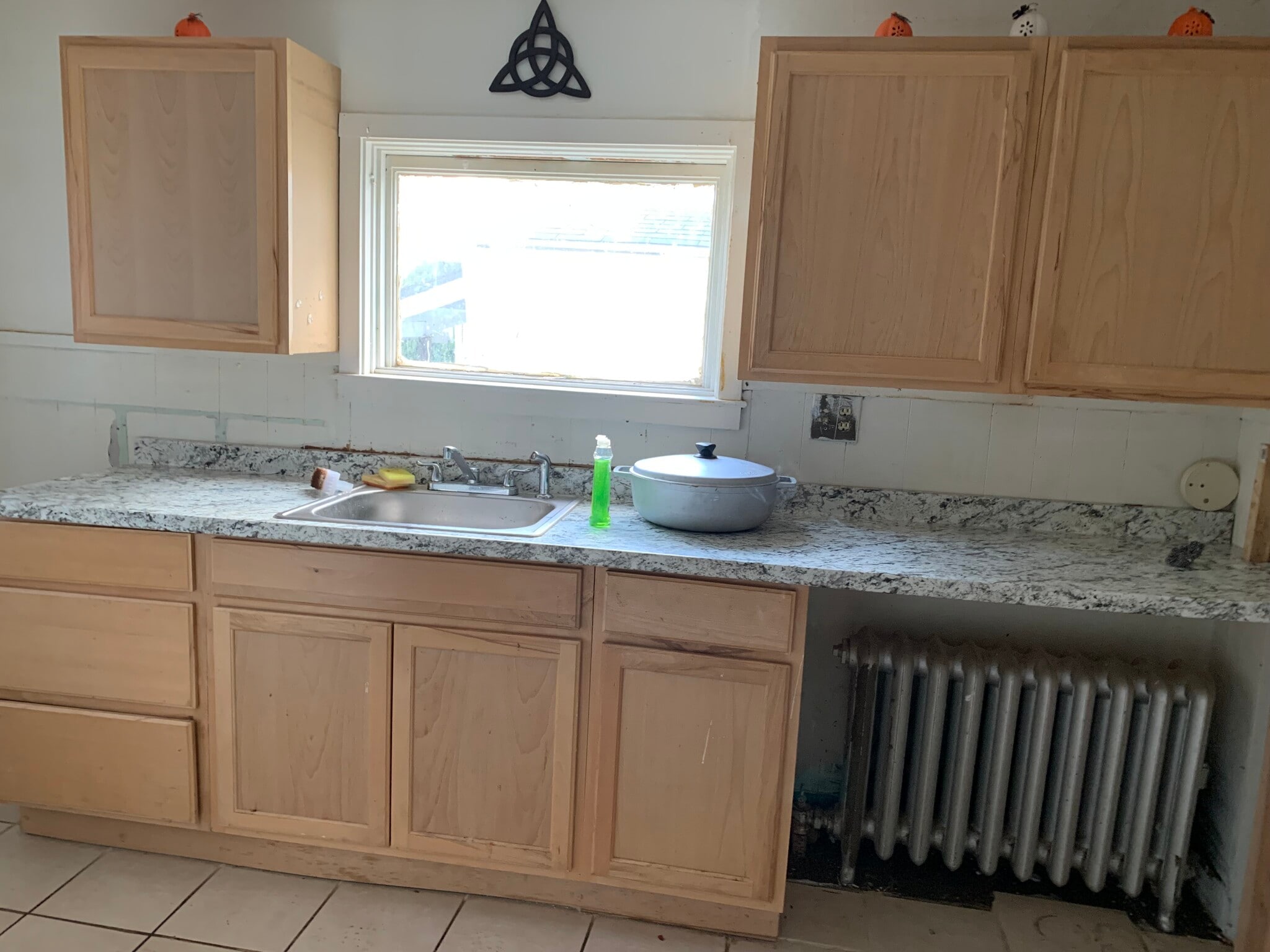 Kitchen - 123 Morris Ave