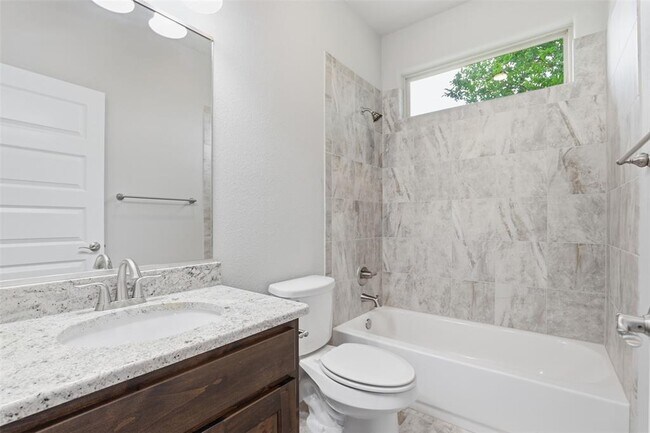Building Photo - 2440 Greatwood Trl