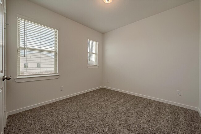 Building Photo - 17110 Pentland Hls Wy