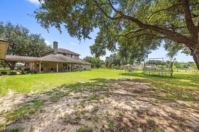 Building Photo - 21503 Fones Rd