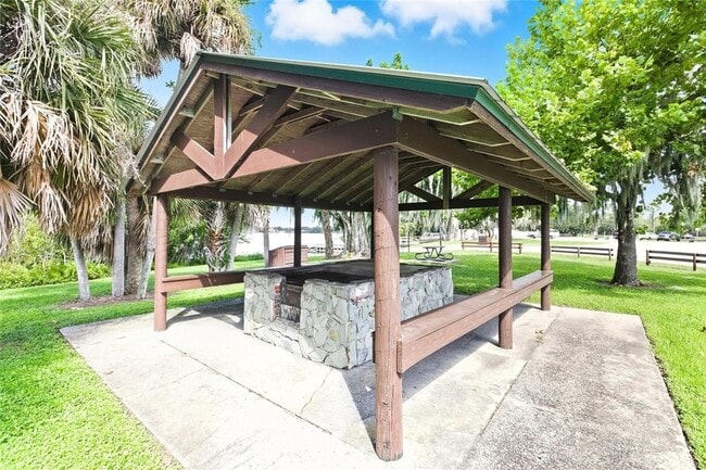 Building Photo - 3063 Lake June Blvd