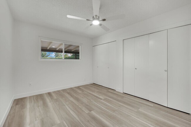 Building Photo - Mid-Century Modern Gem in Historic McNeil ...