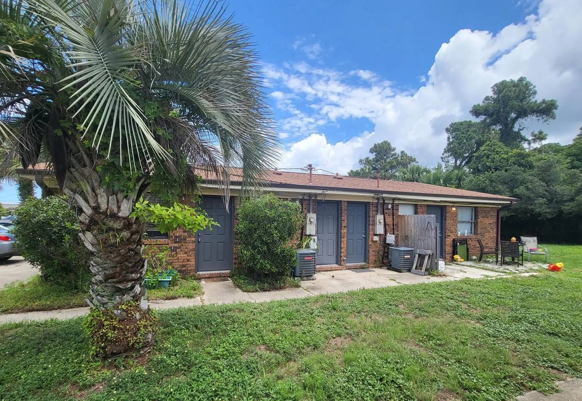 Building Photo - 7324 Sunset Ave