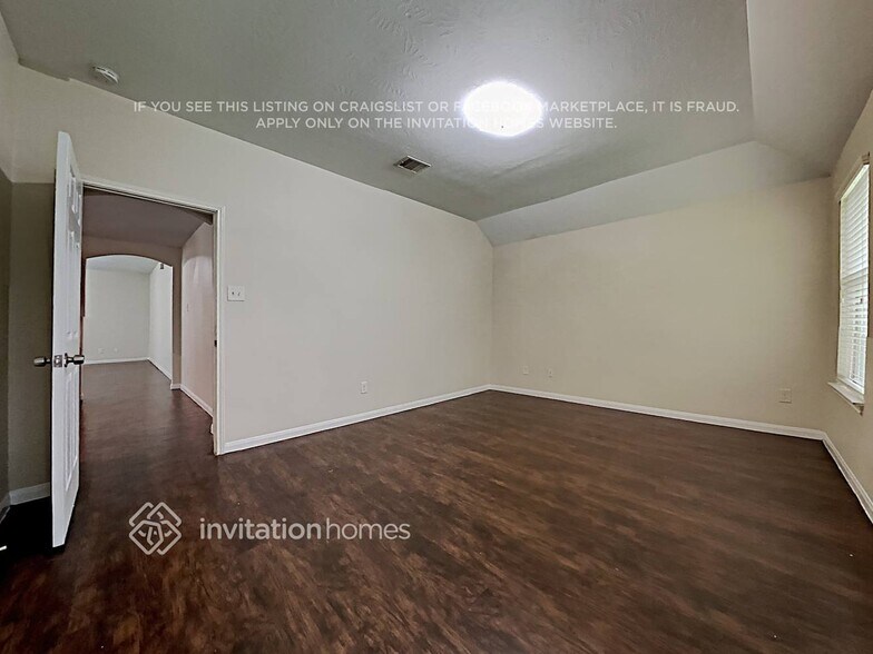 Building Photo - 21407 Palma Grove Way