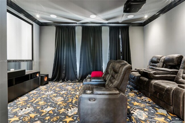 Building Photo - 12008 NW 69th Ct