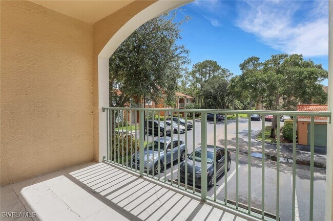 Building Photo - 1210 Wildwood Lakes Blvd
