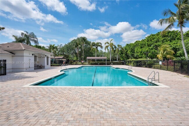 Building Photo - 1570 Elm Grove Rd