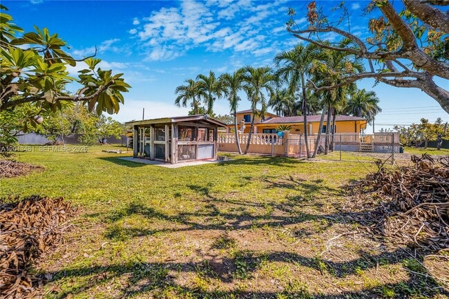 Building Photo - 26500 SW 167th Ave