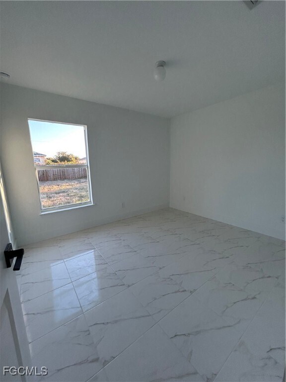 Building Photo - 2803 65th St W