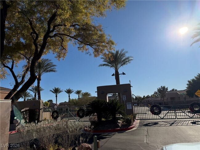 Building Photo - 10608 Tinta Ln