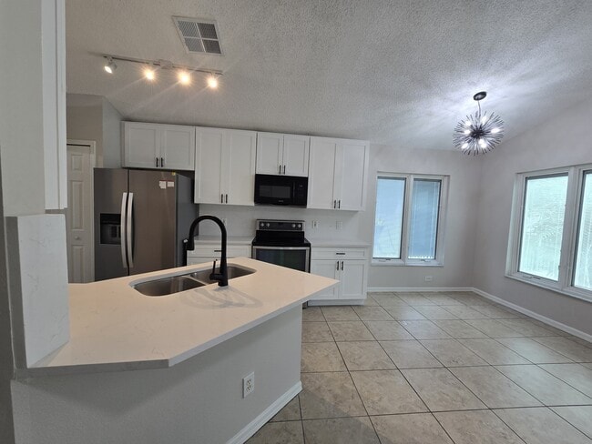 Building Photo - 14528 Kristenright Ln
