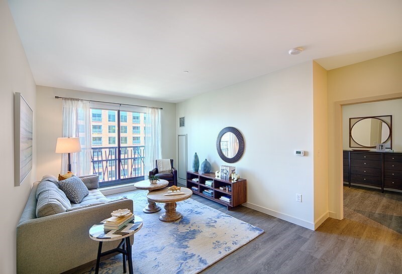 *Pictures are representative samples of the advertised unit. In some cases, the actual units you to - 57 Canal St