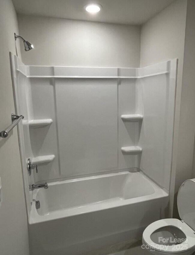 Building Photo - 3703 Backwater St