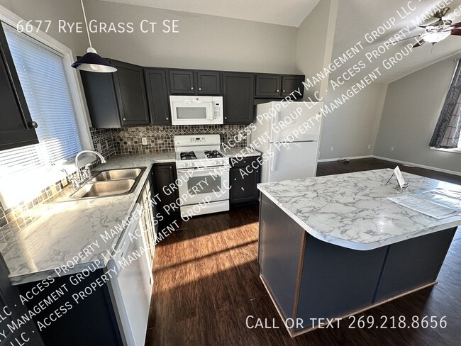 Building Photo - 6677 Rye Grass Ct SE