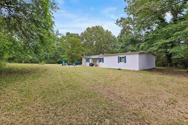 Building Photo - 137 Odith Rd