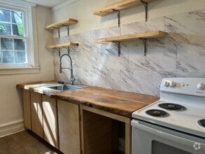 Building Photo - 3 Bedroom 1 Bath Home in Lancaster City