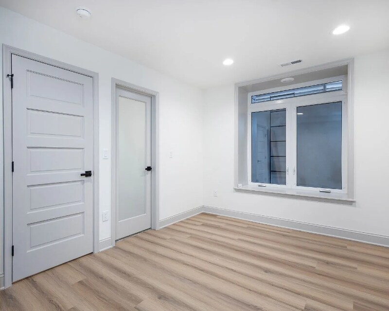 Building Photo - 2229 N 33rd St