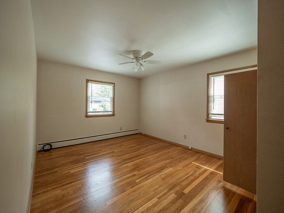 Bedroom #1 - 513 N Midvale Blvd